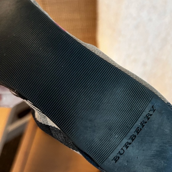 Burberry Bridle Ballerina Rubber Sole Buckle Flats Size 37 - Picture 3 of 4